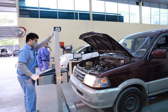 Cùng với đẩy mạnh phân cấp, phân quyền, quy định mới cũng làm rõ cơ chế kiểm tra, giám sát nhằm nâng cao hiệu quả quản lý hoạt động đăng kiểm. (Ảnh minh họa).