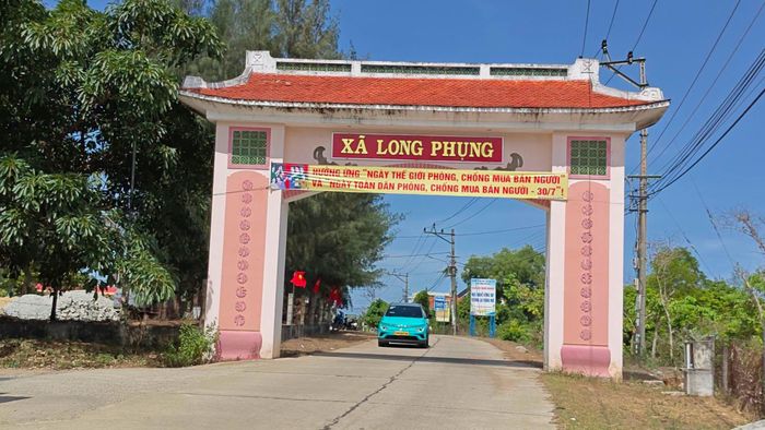 Sở Xây dựng Quảng Ngãi đã tổ chức làm việc với UBND xã Long Phụng liên quan đến kiến nghị của địa phương.