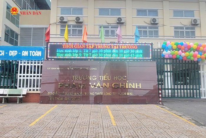 Các trường học trên địa bàn TP. Hồ Chí Minh đã sẵn sàng để chào đón học sinh quay lại trường để bắt đầu năm học mới. Ảnh: Quang Phương