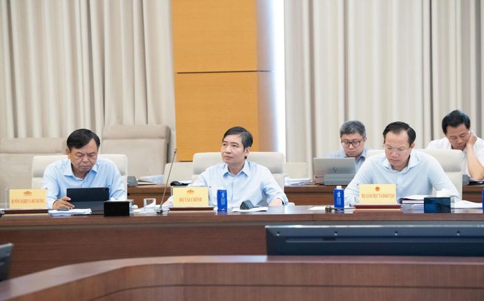 Các đại biểu tham dự phiên họp