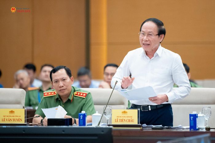 Phó Thủ tướng Chính phủ Lê Tiến Châu phát biểu