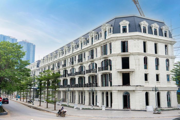 Noble Palace Tay Ho - tổ hợp dinh thự và shop villas cao cấp đã sẵn sàng bàn giao từ Q3/2026 kèm sổ đỏ lâu dài