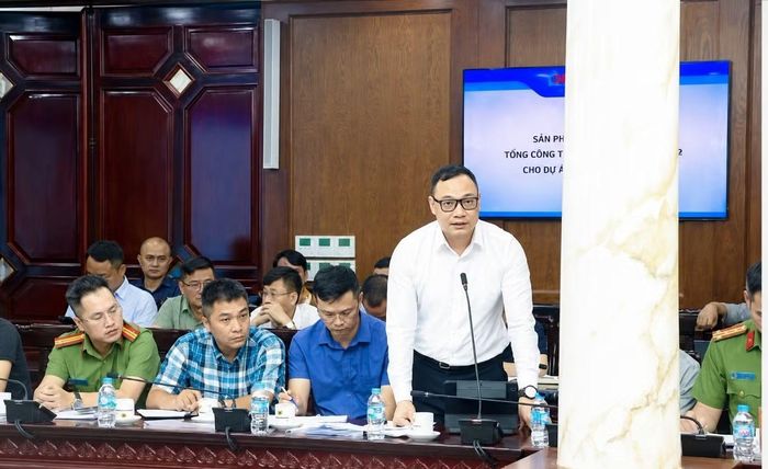 Đại diện GTEL phát biểu, giới thiệu hệ thống Camera AI giao thông tại hội nghị.