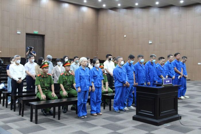 Các bị cáo tại phiên tòa.