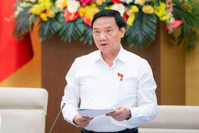 Phó Chủ tịch Quốc hội Nguyễn Khắc Định kết luận phiên họp.