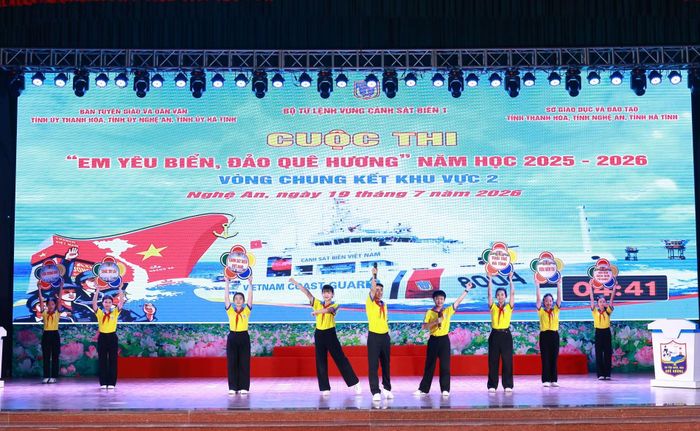 3 Kiến thức pháp luật không chỉ được truyền tải đến học sinh mà còn lan tỏa tới gia đình và cộng đồng.