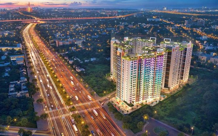 Destino Centro sở hữu vị trí mặt tiền Quốc lộ 1A, giúp dự án tăng khả năng kết nối với Thành phố Hồ Chí Minh và các đô thị lân cận.