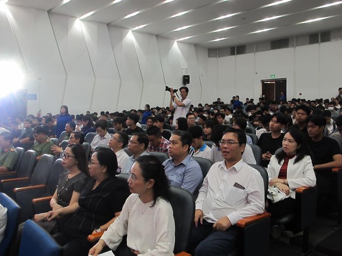 Các đại biểu tham dự chương trình Ngày hội Toàn dân bảo vệ an ninh Tổ quốc TP.HCM năm 2026.
