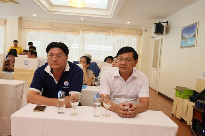 Trong quý IV/2026, các cấp ủy và Ủy ban Kiểm tra Đảng ủy phải chủ động, quyết liệt hơn nữa trong triển khai chương trình, kế hoạch kiểm tra, giám sát; thường xuyên cập nhật các quy định mới và kịp thời quán triệt đến cán bộ, đảng viên