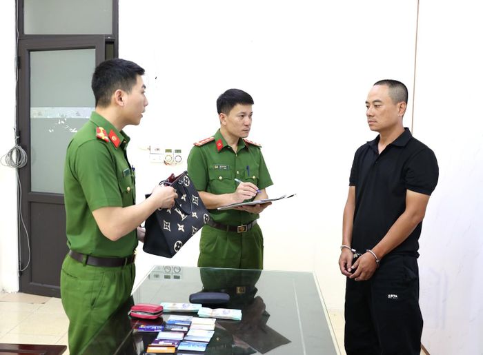 Bùi Huy Tú bị bắt giữ