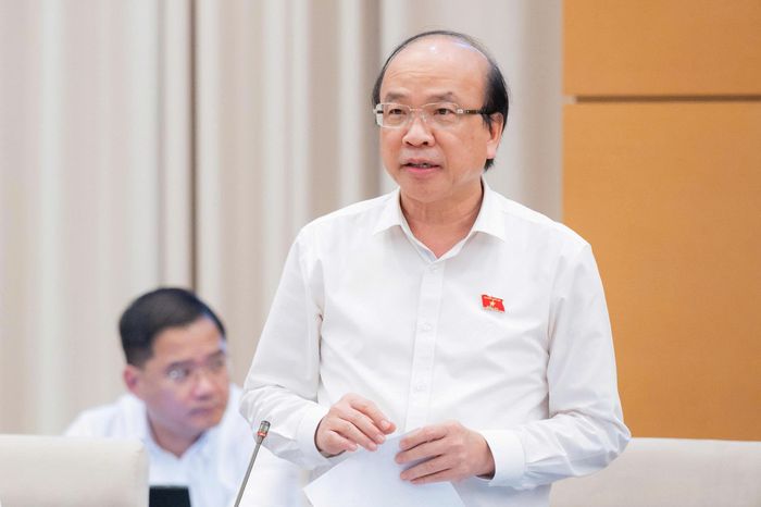 Chủ nhiệm Ủy ban Pháp luật và Tư pháp Phan Chí Hiếu.