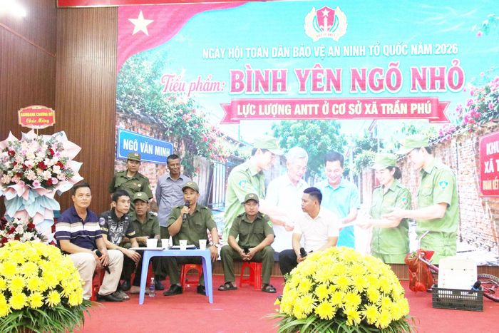 Tiểu phẩm “Bình yên ngõ nhỏ”. Ảnh: PV