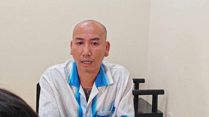 Bị can Lê Văn Phú (tức Phú Lê) tại cơ quan Công an. Ảnh: Cơ quan Công an cung cấp