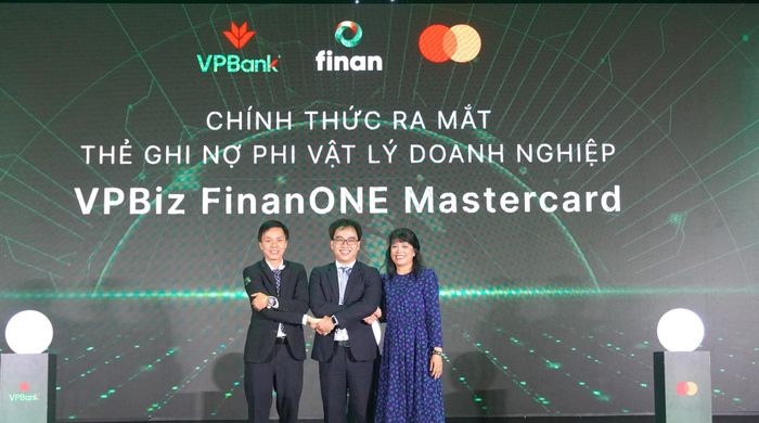 Việc kết hợp ba nhà đưa ra giải pháp giúp doanh nghiệp tối ưu chi phí. Ảnh: Khắc Kiên