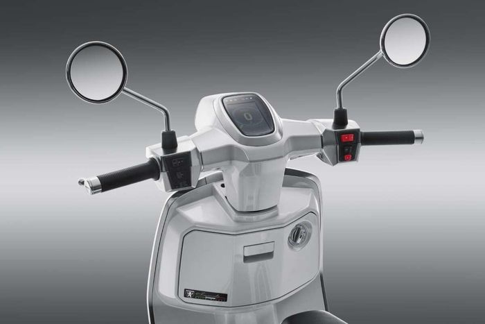 Cung cấp sức mạnh cho Lambretta J200 là khối động cơ xi-lanh đơn
