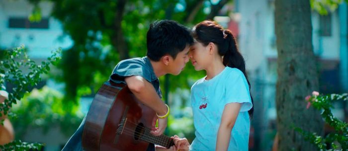 Phương nằm mơ thấy mình và Khánh trong một khoảnh khắc thật lãng mạn. Ảnh VTV