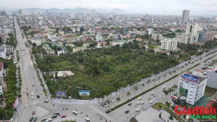 Khu đất tại bùng binh Hải Quan, phường Trường Vinh, Nghệ An vừa được đấu giá thành công với giá 829 tỉ đồng. (Ảnh: Song Hoàng)