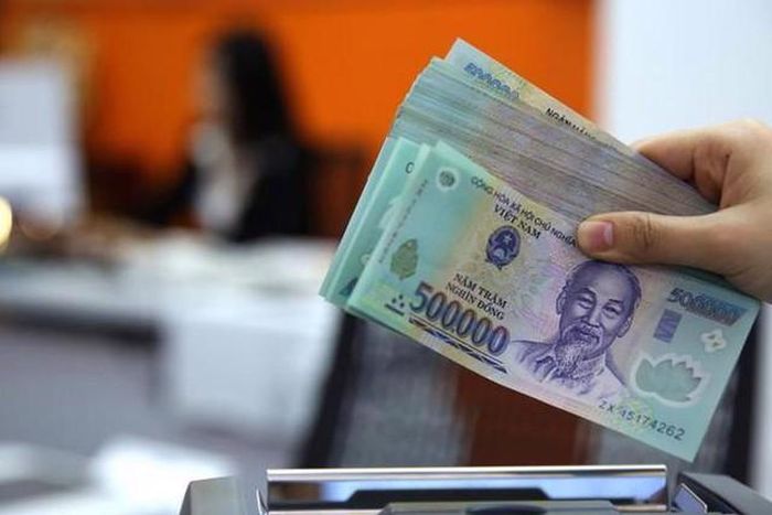 Theo quy định mức lương tối thiểu là mức lương thấp nhất được trả cho người lao động làm công việc đơn giản nhất trong điều kiện lao động bình thường. Ảnh minh họa: TL