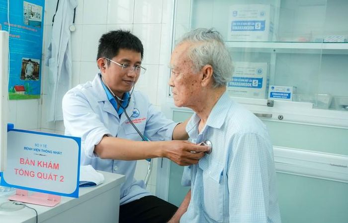 Bệnh viện tuyến cuối phát huy thế mạnh, không chỉ chữa bệnh mà còn phòng bệnh. Ảnh: BVCC.