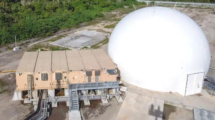 Washington cũng đang lắp đặt các cảm biến mới tại Guam, gồm radar nguyên mẫu AN/TPY-6 và Cảm biến Phòng không và Phòng thủ tên lửa Tầm thấp LTAMDS.