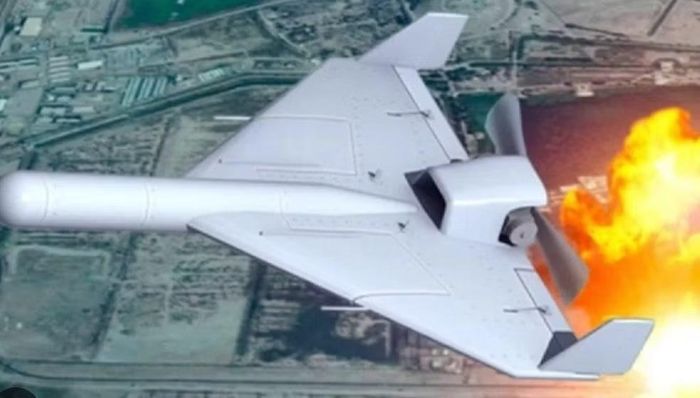 Ngoài ra, Nga đang triển khai mạng kết nối kiểu Mesh WiFi để điều khiển UAV theo thời gian thực. Mỗi UAV có thể đóng vai trò như một trạm thu phát và chuyển tiếp dữ liệu.