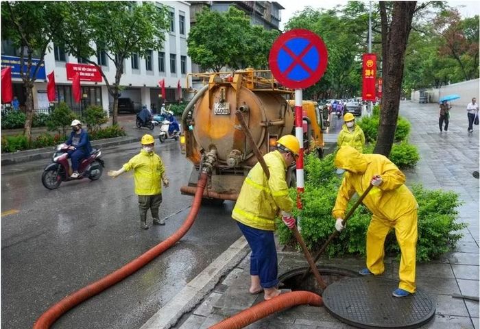 Hà Nội chủ động triển khai các giải pháp chống úng ngập trong nội thành
