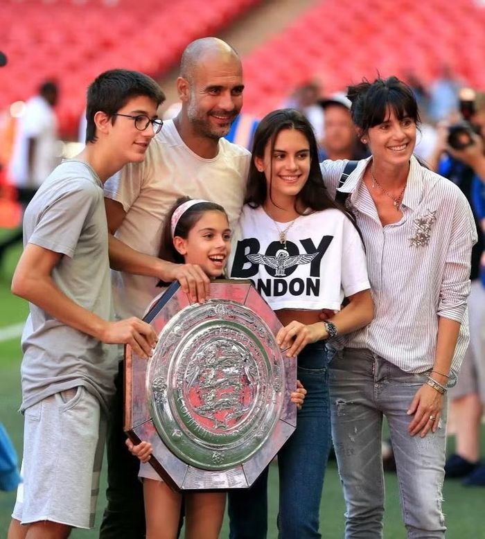 Pep từng có thời gian vô cùng hạnh phúc bên gia đình nhỏ (Ảnh: Sun Sport)