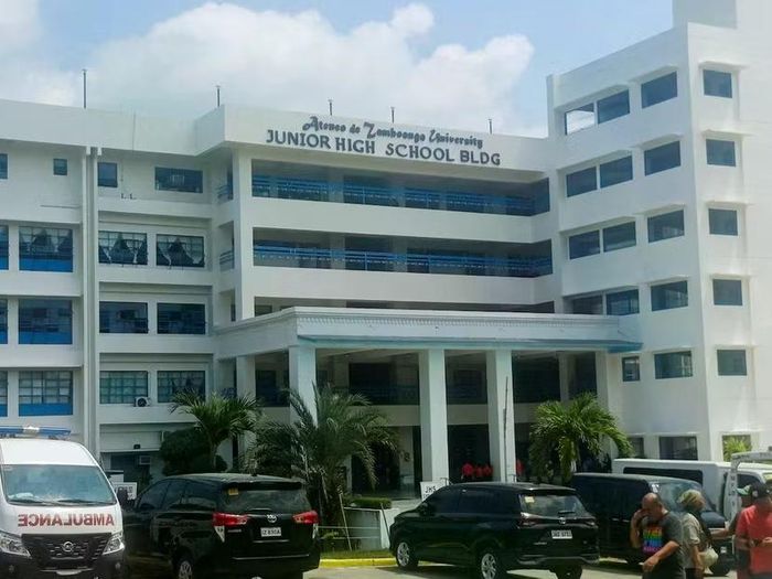 Khu trường học nơi xảy ra vụ xả súng