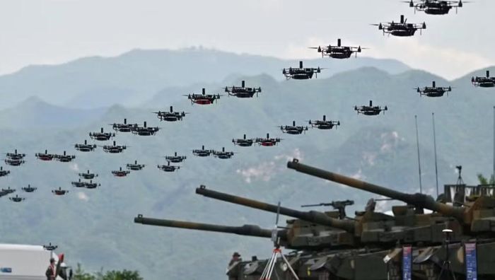 Quyết định được đưa ra vài ngày sau khi ông Trump công khai chỉ trích việc Mỹ tham gia các cuộc tập trận chung với Hàn Quốc và phải chi phần lớn chi phí.