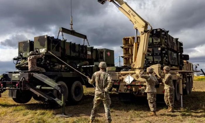 Trên Guam, Lục quân Mỹ dự kiến kết hợp Enduring Shield với Patriot, cùng các hệ thống khác trong chương trình Hệ thống Phòng thủ Guam.