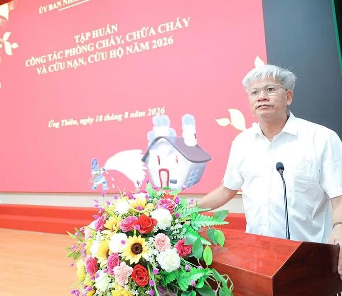 Đồng chí Nguyễn Anh Tuấn- Phó Chủ tịch UBND xã Ứng Thiên phát biểu khai mạc, quán triệt lớp tập huấn