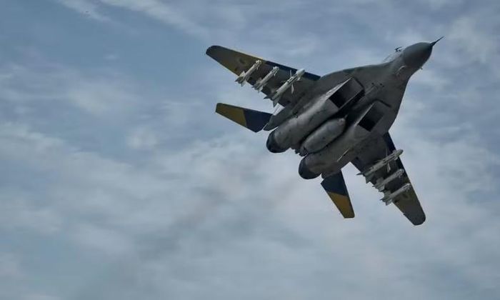 MiG-29 có nguồn gốc từ thời Liên Xô và về cơ bản kém hiện đại hơn Su-35S của Nga ở nhiều phương diện, đặc biệt về radar, tầm hoạt động và khả năng sử dụng tên lửa tầm xa.
