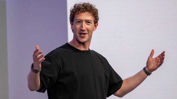 Nhà sáng lập Facebook đọc nhiều thể loại sách chứ không gói gọn trong một chủ đề. Ảnh: Inc.