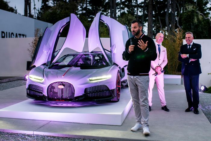 CEO Mate Rimac xác nhận thương hiệu đang "nghiên cứu" tùy chọn hộp số sàn trên mẫu hypercar mới nhất - chiếc Bugatti Tourbillon. Ông khẳng định sẽ không sử dụng phương pháp "giả lập" mà Ferrari đang sử dụng trên 12Cilindri Manuale.