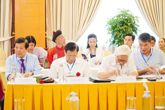 Các nhà nghiên cứu, chuyên gia tham dự Hội thảo. Ảnh: S.Thùy