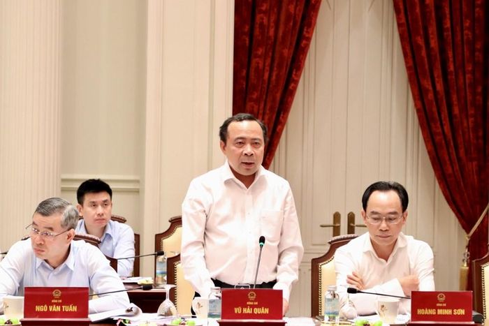 Uỷ viên Trung ương Đảng, Bộ trưởng Bộ Khoa học và Công nghệ Vũ Hải Quân phát biểu