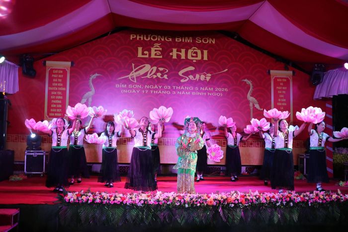 Lễ hội Phủ Suối 2026 ở Bỉm Sơn. Ảnh: Hà Nghĩa