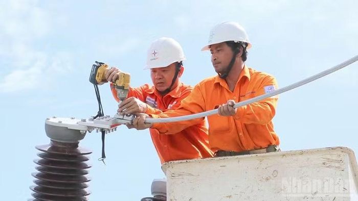 Các đơn vị thuộc EVNCPC phải đặt yêu cầu an toàn, liên tục và ổn định cung cấp điện lên hàng đầu.