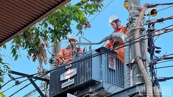 EVNCPC bảo đảm cung cấp điện an toàn, ổn định phục vụ các hoạt động chính trị, văn hóa và nhu cầu sinh hoạt của nhân dân trong dịp lễ 2/9.