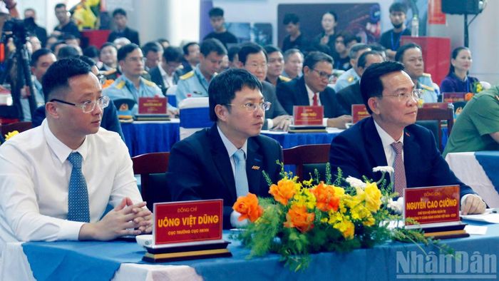 Đại biểu tham dự buổi lễ. (Ảnh: MAI VĂN BẢO)