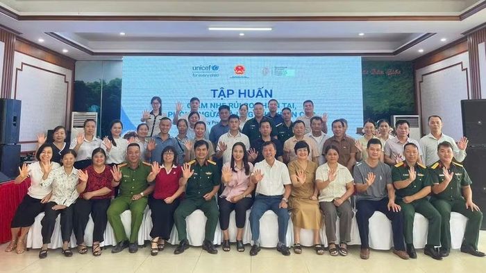 Các đại biểu tham dự lớp tập huấn. (Ảnh: Cục Quản lý đê điều và Phòng, chống thiên tai cung cấp)