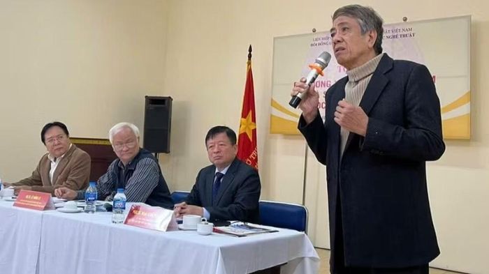 Theo nhạc sĩ Nguyễn Lưu: sáng tác âm nhạc phải làm chủ công nghệ nhưng không đánh mất giá trị sáng tạo của con người. (Ảnh: Hội Nhạc sĩ Việt Nam)