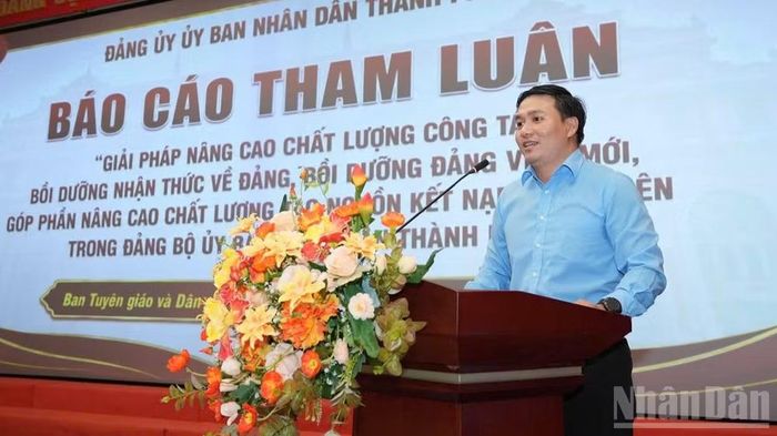 Đại diện các đơn vị chia sẻ kinh nghiệm thực tiễn.