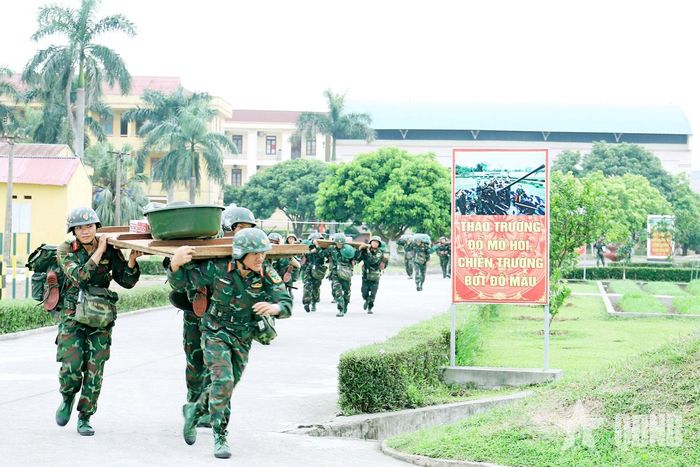  Đại đội Pháo Phòng không 7, Tiểu đoàn 3, Lữ đoàn Phòng không 214 cơ động thực hiện nhiệm vụ A2.