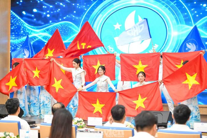 Khai mạc Hội nghị tập huấn cán bộ Hội Sinh viên Việt Nam về công tác Hội và phong trào sinh viên, năm học 2026 - 2027.