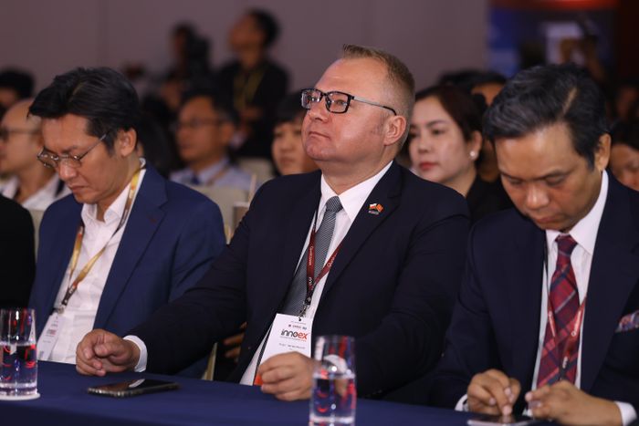 Sự kiện có sự tham gia của nhiều doanh nghiệp, tập đoàn công nghệ trong nước và quốc tê