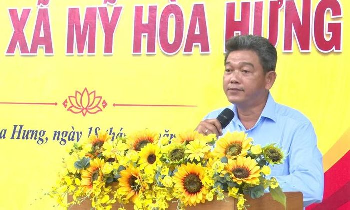 Ông Nguyễn Trung Nam, Phó Chủ tịch UBND xã Mỹ Hòa Hưng (tỉnh An Giang) phát biểu tại buổi lễ.