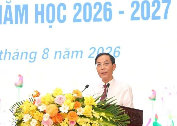 Phó Chủ tịch UBND tỉnh Đầu Thanh Tùng phát biểu tại hội nghị.