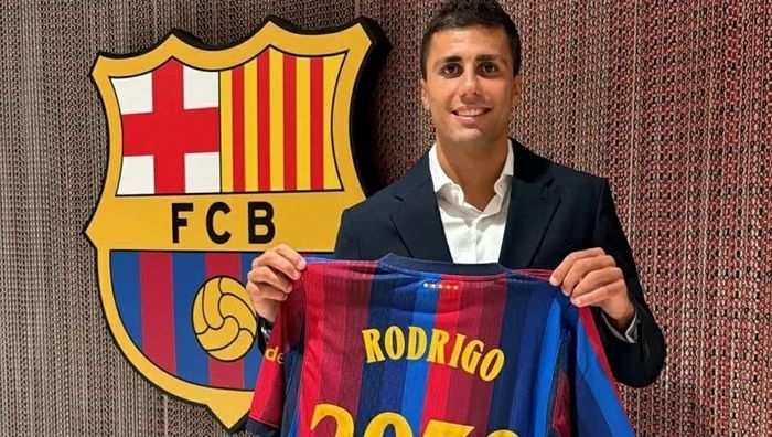 Rodri chính thức rời Man City để gia nhập Barcelona. (Nguồn: Football360)