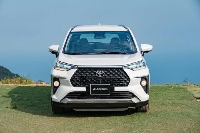 Toyota Veloz Cross sở hữu ngoại hình trẻ trung.